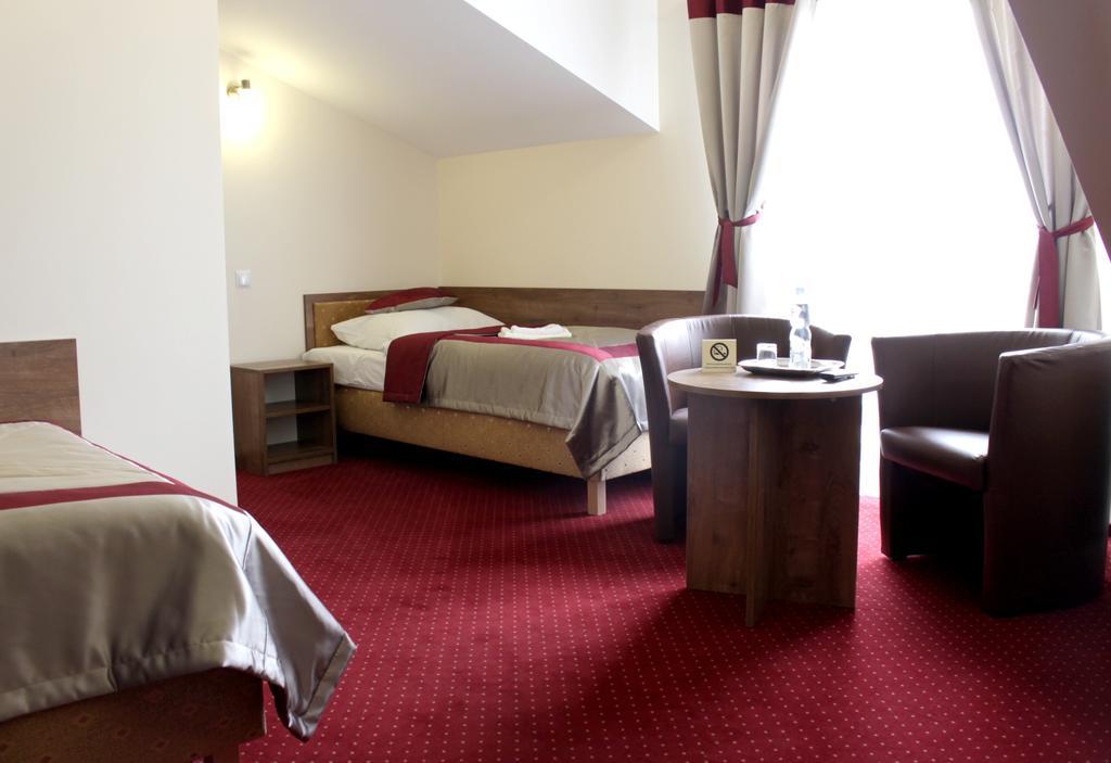 ביאלה פולדאסקה Hotel Dukat חדר תמונה