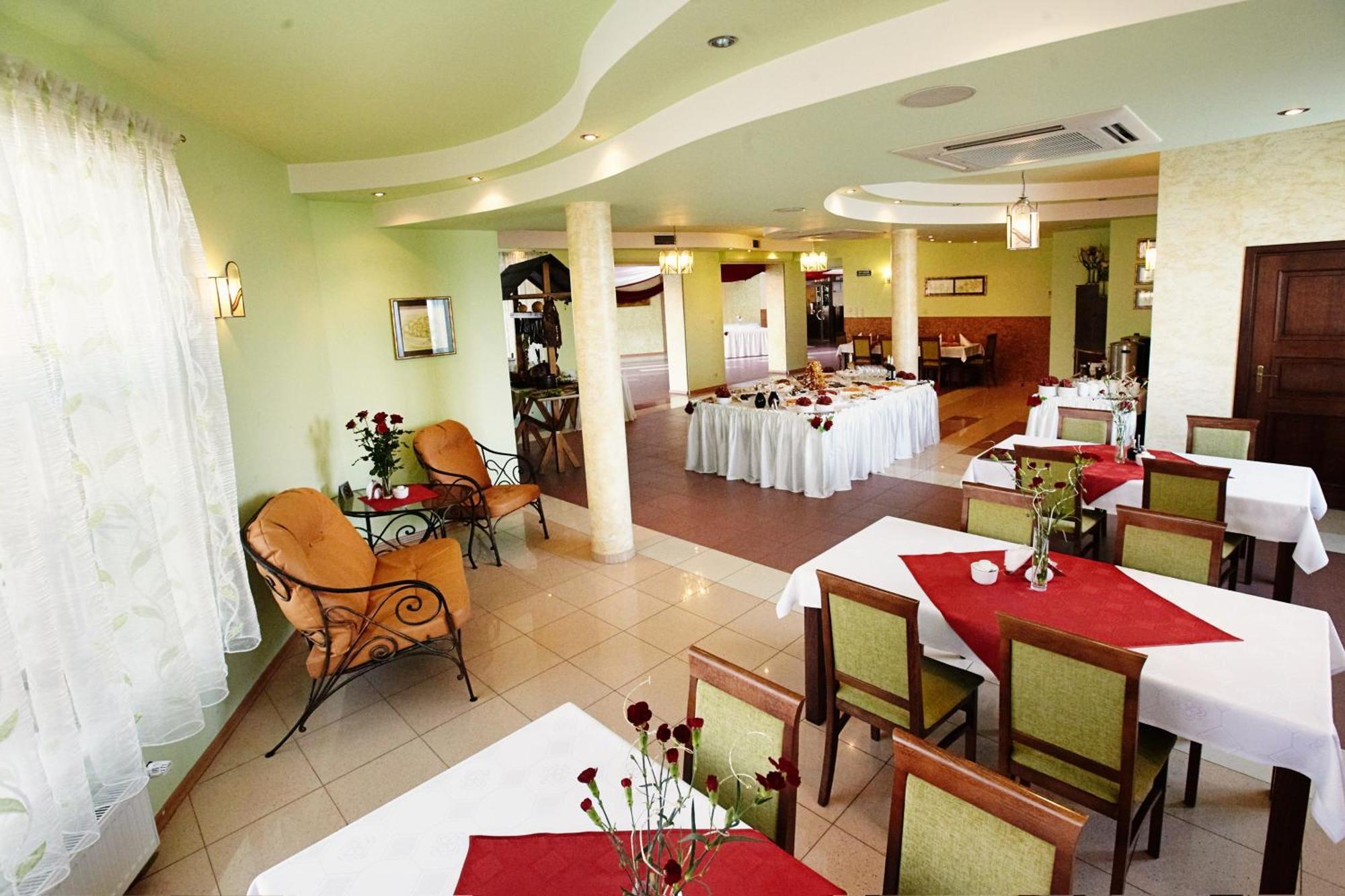 ביאלה פולדאסקה Hotel Dukat מראה חיצוני תמונה