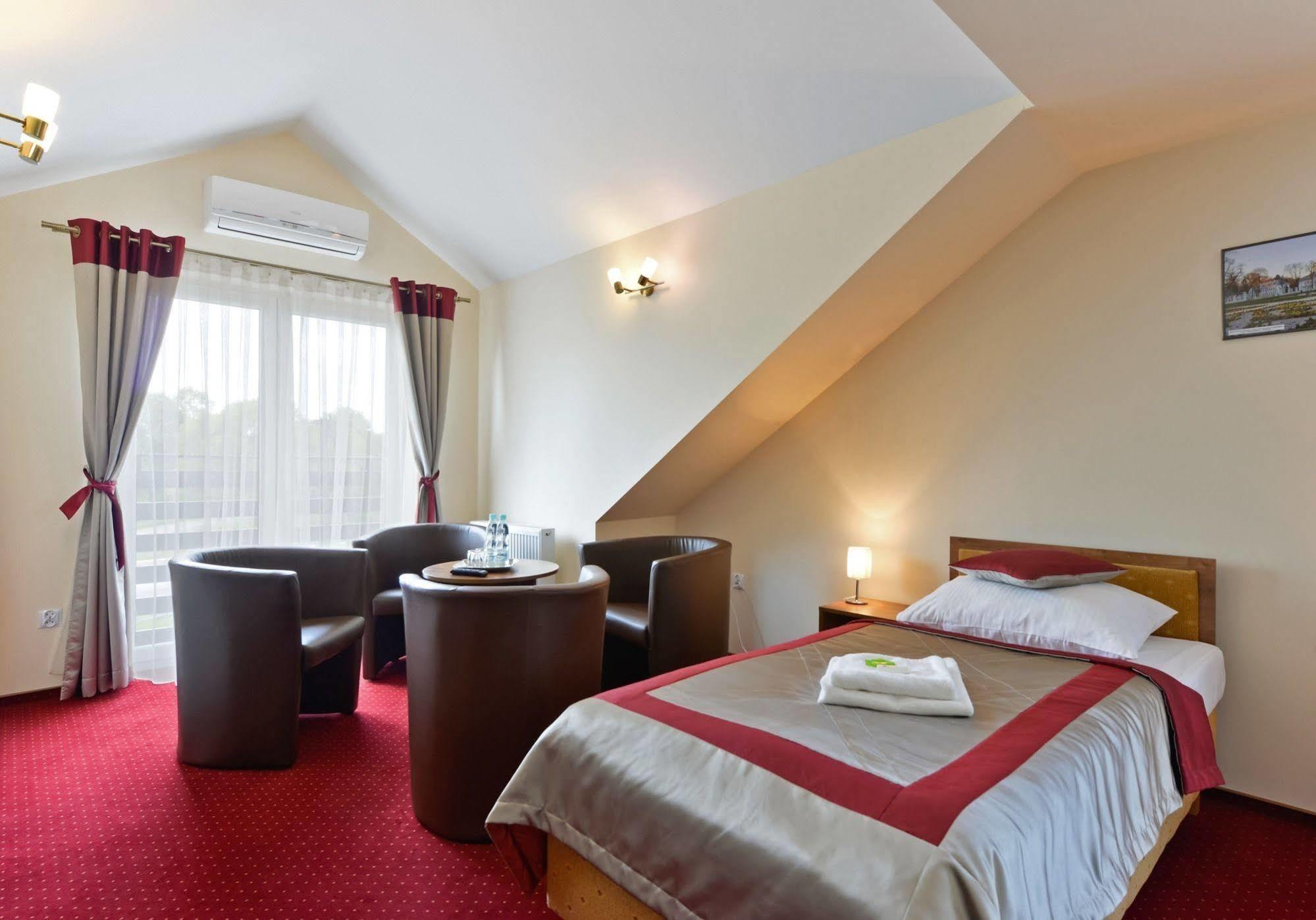 ביאלה פולדאסקה Hotel Dukat מראה חיצוני תמונה